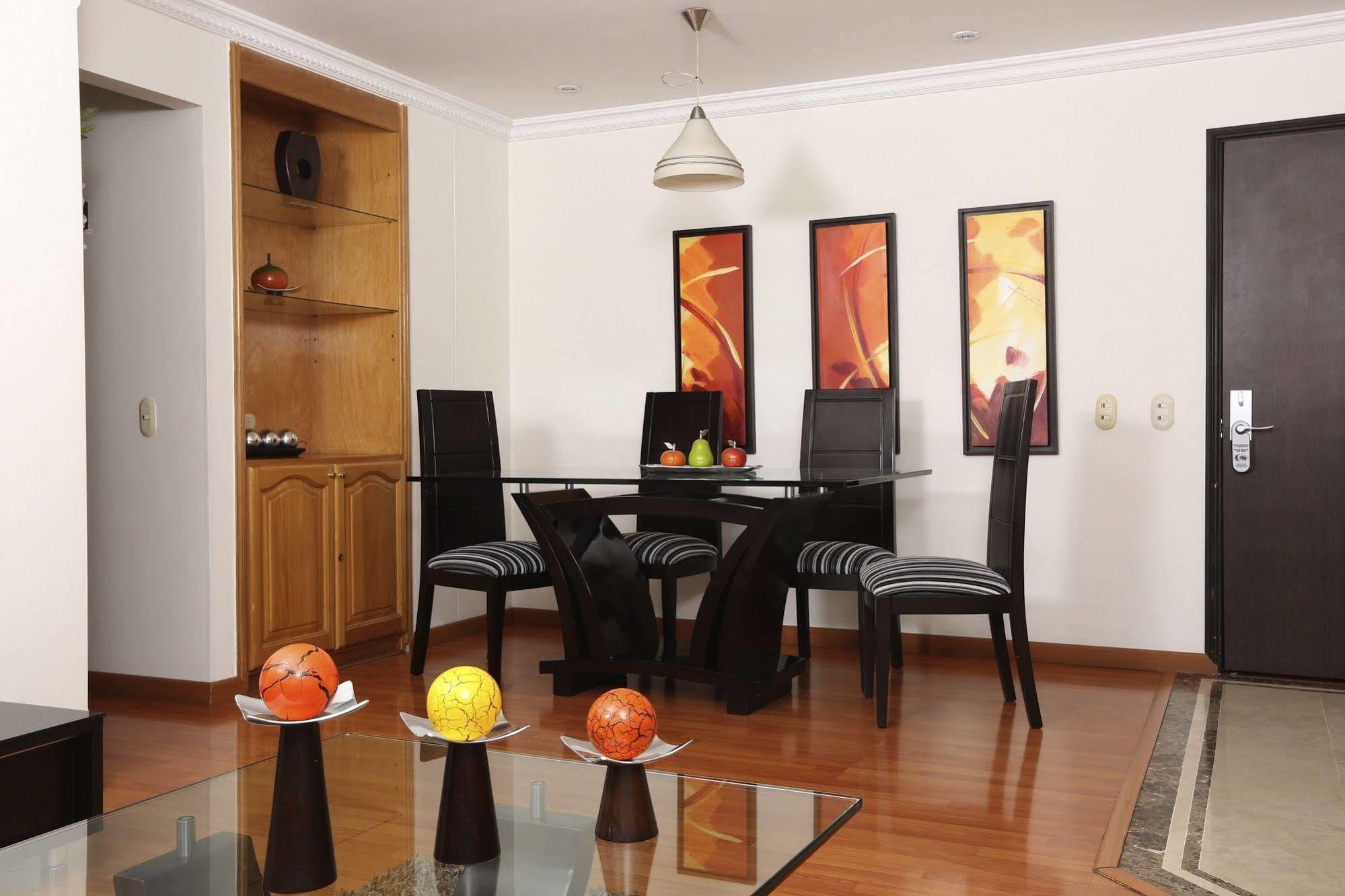 Hotel Suites 108 Bogota Buitenkant foto