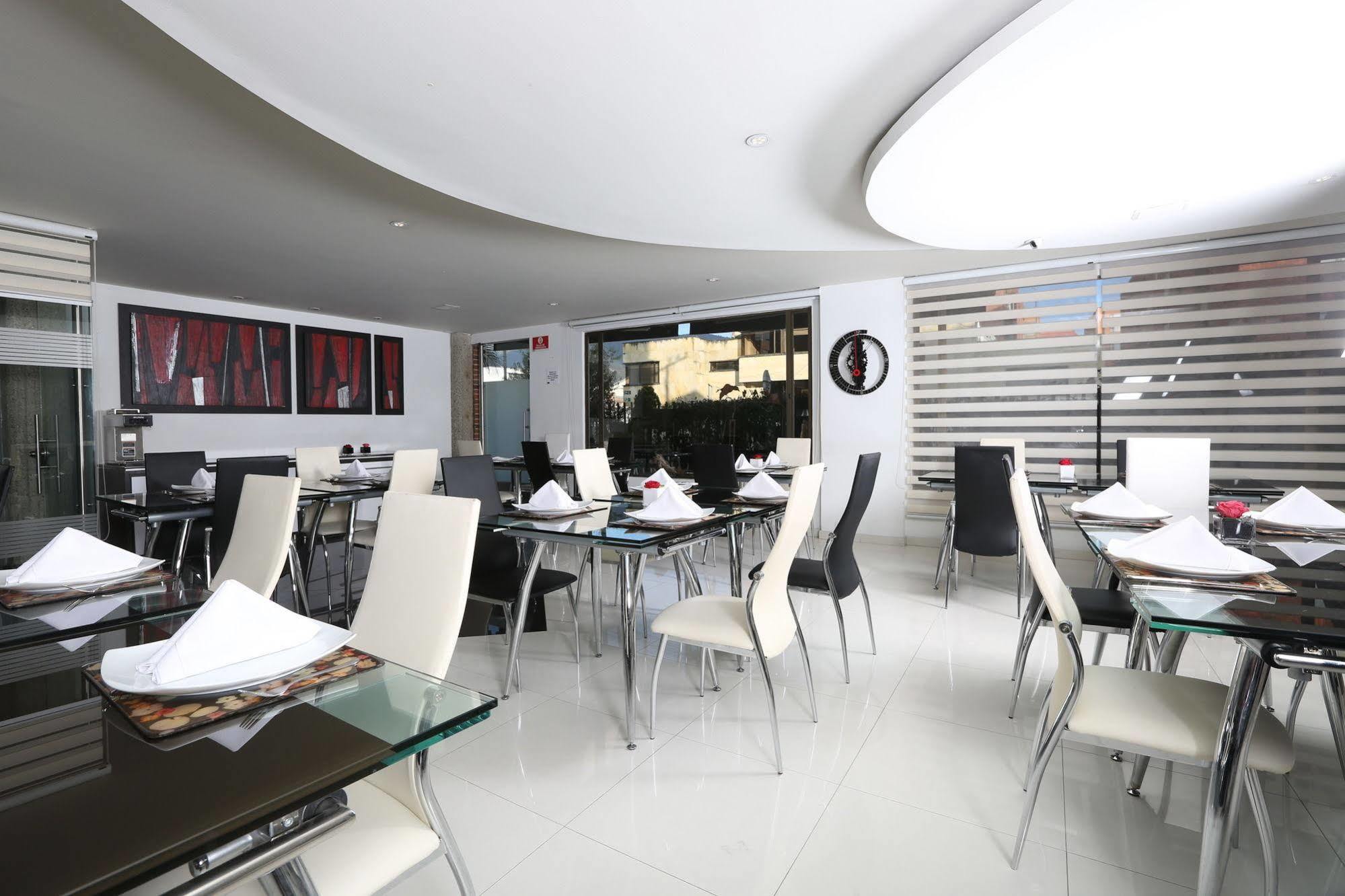 Hotel Suites 108 Bogota Buitenkant foto